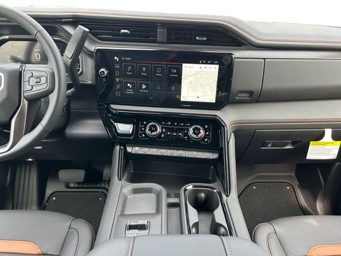 New 2025 GMC Sierra 2500 AT4 w/ AT4 Premium Plus Package image 12