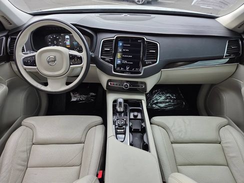 Used 2017 Volvo XC90 T8 Inscription w/ Vision Package AWD/4WD image 19