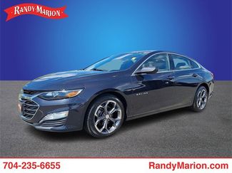 Used 2023 Chevrolet Malibu LT image 1