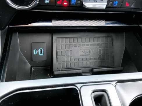 Used 2022 Ford F150 Lariat w/ Equipment Group 502A High image 33