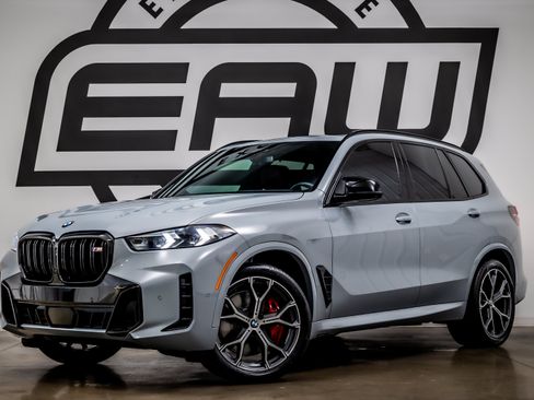 Used 2024 BMW X5 M60i AWD/4WD image 1