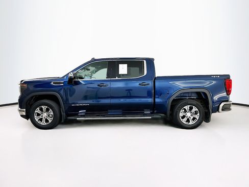 Used 2022 GMC Sierra 1500 SLE image 4