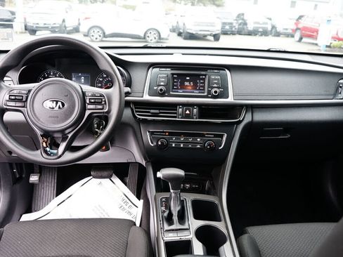 Used 2017 Kia Optima LX image 13