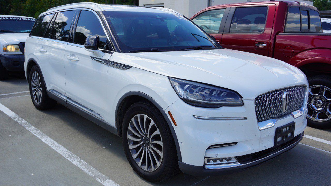 Used 2020 Lincoln Aviator Reserve w/ Equipment Group 201A RWD image 3