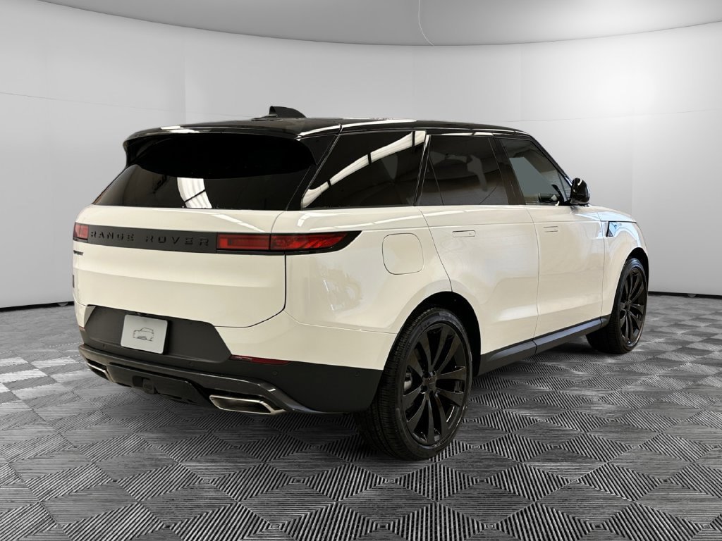 New 2026 Land Rover Range Rover Sport SE AWD/4WD image 5