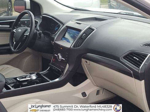 Used 2020 Ford Edge Titanium image 30