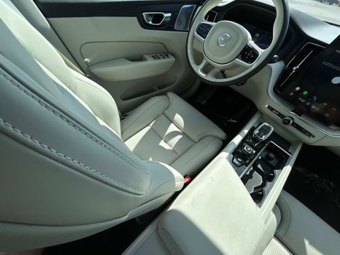 New 2026 Volvo XC60 T8 Ultra AWD/4WD image 15