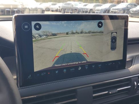 Certified 2024 Lincoln Corsair AWD w/ Equipment Group 101A image 17
