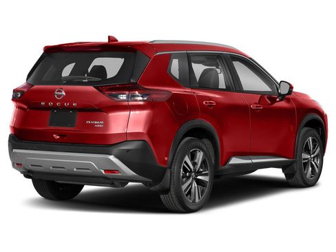 Used 2021 Nissan Rogue Platinum image 2