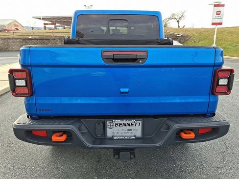 Used 2021 Jeep Gladiator Mojave w/ Dual Top Group image 9