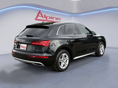 Used 2019 Audi Q5 2.0T Premium Plus w/ Convenience Package AWD/4WD image 5