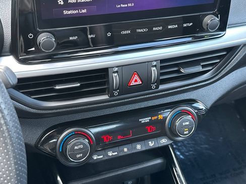 Used 2023 Kia Forte GT-Line w/ GT-Line Technology Package FWD image 28