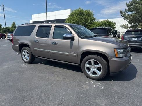Used 2014 Chevrolet Suburban LTZ AWD/4WD image 1
