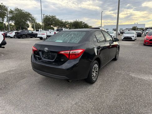 Used 2019 Toyota Corolla LE FWD image 5