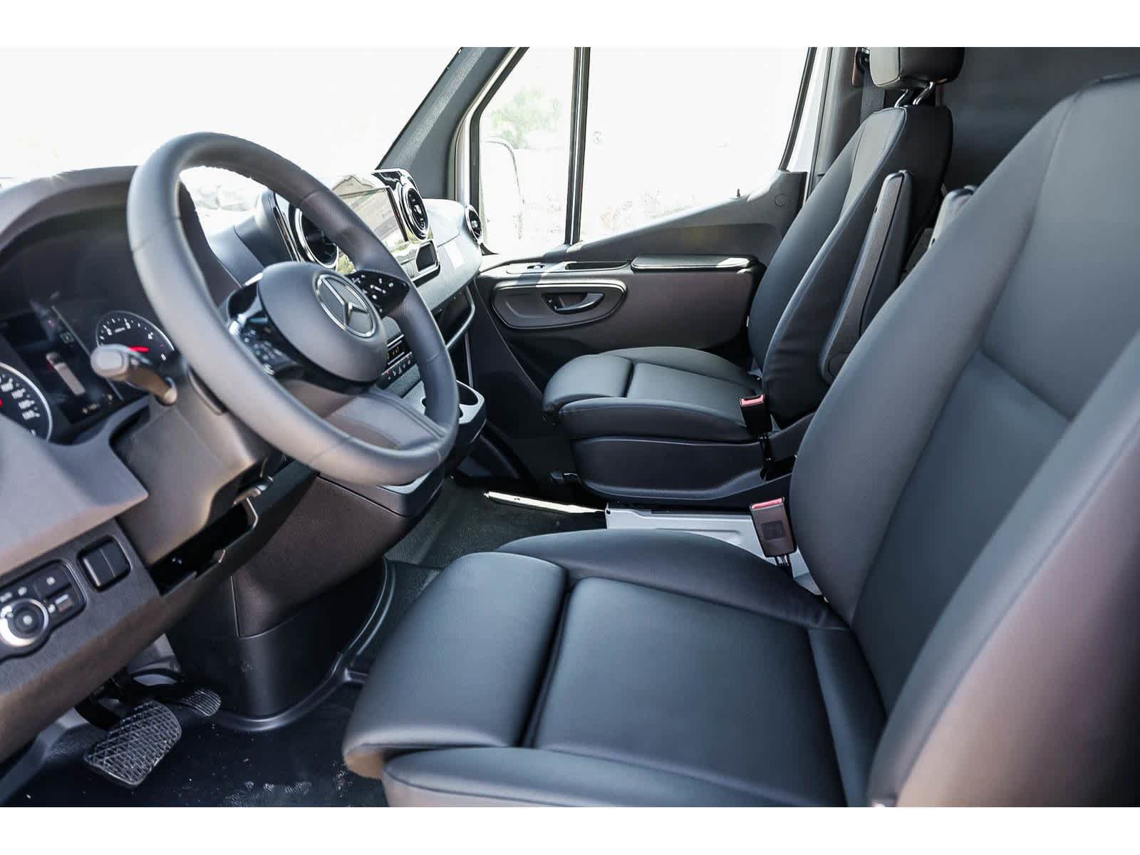 New 2026 Mercedes-Benz Sprinter 2500 image 19