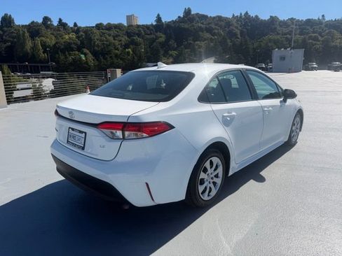 Used 2024 Toyota Corolla LE FWD image 3