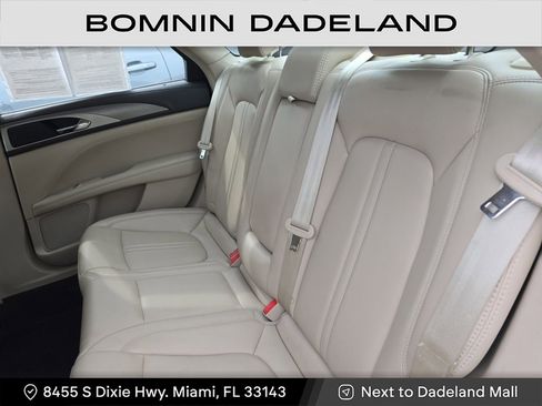 Used 2017 Lincoln MKZ Premiere image 12