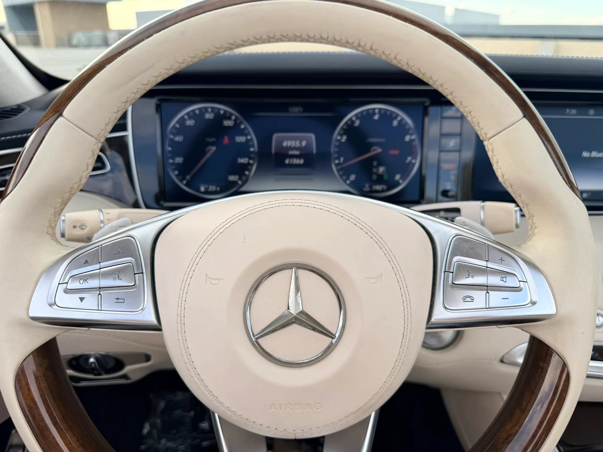 Used 2017 Mercedes-Benz S 550 Cabriolet image 25