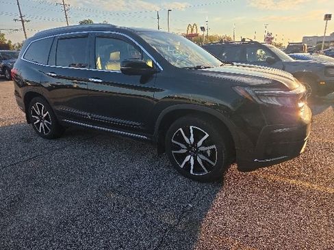 Used 2020 Honda Pilot Elite image 3