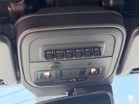 Used 2023 Ford Bronco Badlands AWD/4WD image 30