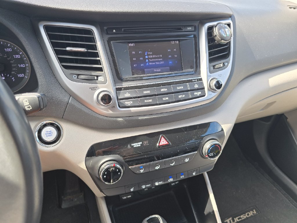 Used 2016 Hyundai Tucson Sport FWD image 32
