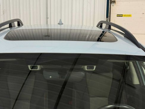 Used 2020 Subaru Crosstrek 2.0i Premium w/ Moonroof Package 2 AWD/4WD image 15
