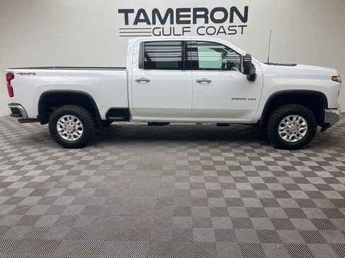 Used 2024 Chevrolet Silverado 2500 LTZ w/ LTZ Convenience Package image 4