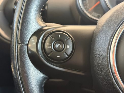Used 2017 MINI Cooper Clubman ALL4 AWD/4WD image 32