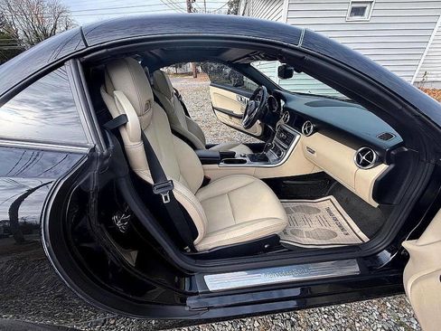 Used 2012 Mercedes-Benz SLK 350 w/ Premium I Pkg image 14