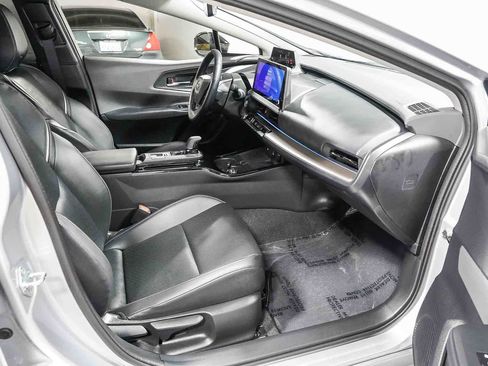 Certified 2026 Toyota Prius XLE FWD image 17
