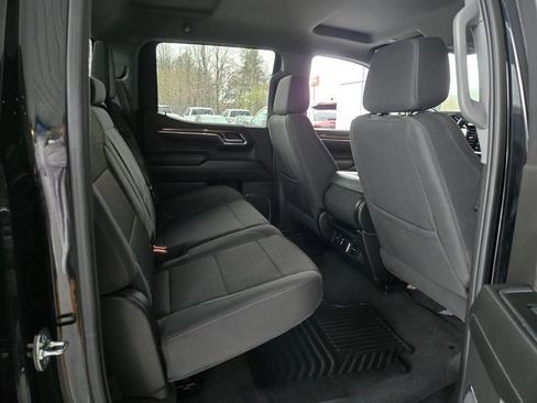 Used 2025 Chevrolet Silverado 1500 LT AWD/4WD image 24