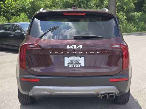 Used 2022 Kia Telluride S FWD image 15