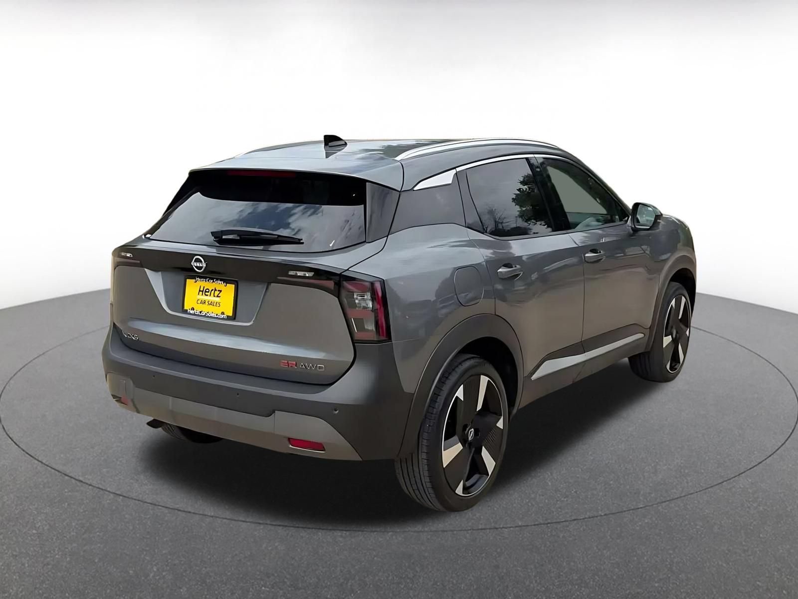 Used 2026 Nissan Kicks SR AWD/4WD image 14