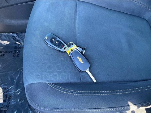 Used 2019 Chevrolet Trax LS w/ Tint and Cruise Package image 28