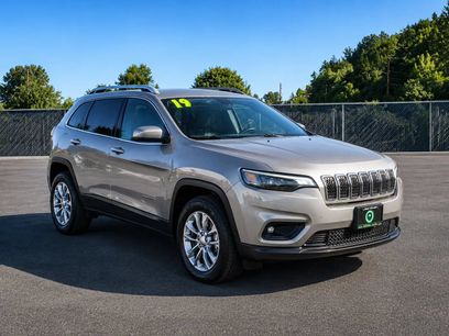 Used 2019 Jeep Cherokee Latitude Plus