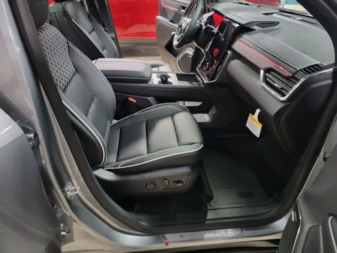 New 2026 GMC Acadia Denali w/ Super Cruise Package AWD/4WD image 10