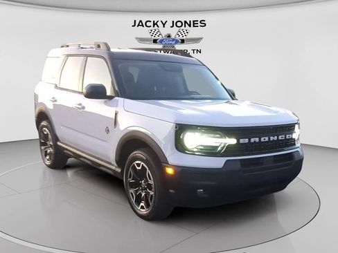 New 2025 Ford Bronco Sport Outer Banks AWD/4WD image 2