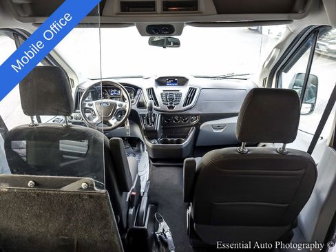Used 2019 Ford Transit 150 XLT RWD image 24