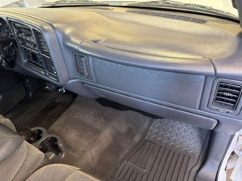 Used 2003 Chevrolet Silverado 2500 LS w/ Skid Plate Package AWD/4WD image 11