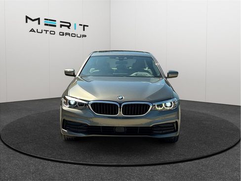 Used 2019 BMW 530i RWD image 3