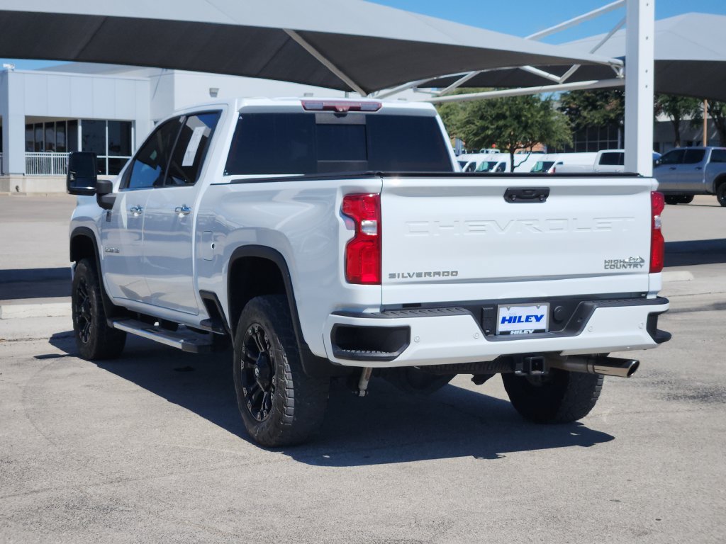Used 2020 Chevrolet Silverado 2500 High Country w/ Technology Package AWD/4WD image 7