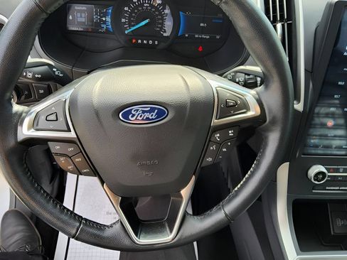 Used 2024 Ford Edge SEL AWD/4WD image 14