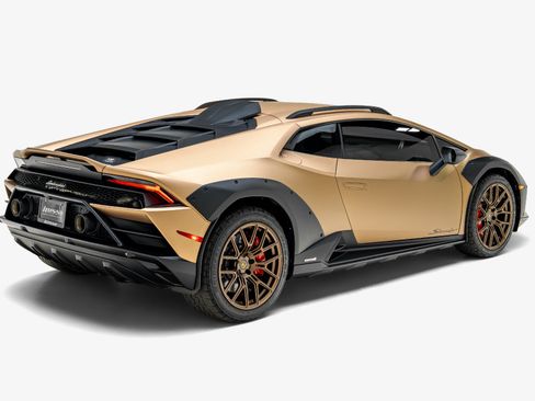 Used 2024 Lamborghini Huracan Sterrato AWD/4WD image 14
