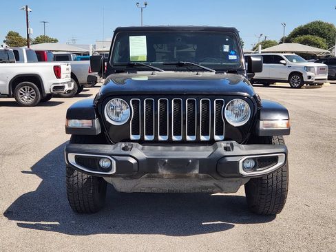 Used 2020 Jeep Wrangler Unlimited Sahara AWD/4WD image 2