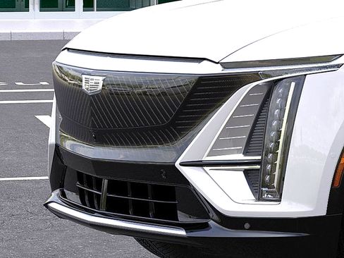 New 2025 Cadillac Lyriq Luxury image 13