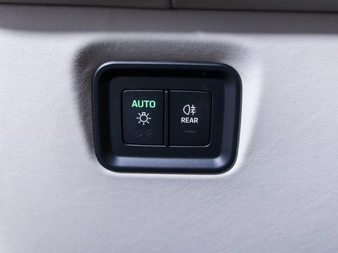 Certified 2024 Porsche Cayenne S AWD/4WD image 30