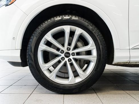 Used 2025 Audi Q7 3.0T Premium Plus image 7