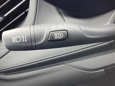 Used 2025 Buick Encore GX Preferred AWD/4WD image 26