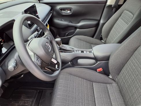 New 2026 Honda HR-V LX image 16