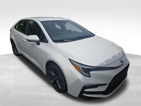 Used 2025 Toyota Corolla SE FWD image 7